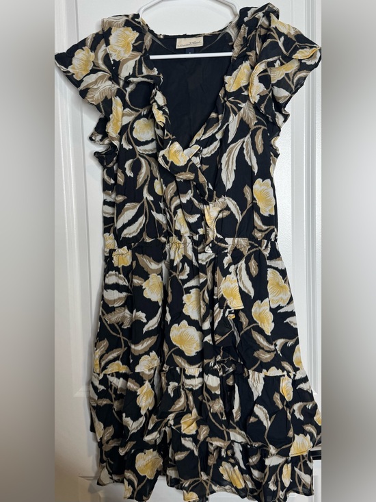 Universal Thread Dresses & Skirts - Universal Thread Black Floral Ruffle Wrap Mini Dress with Yellow Accents size MD